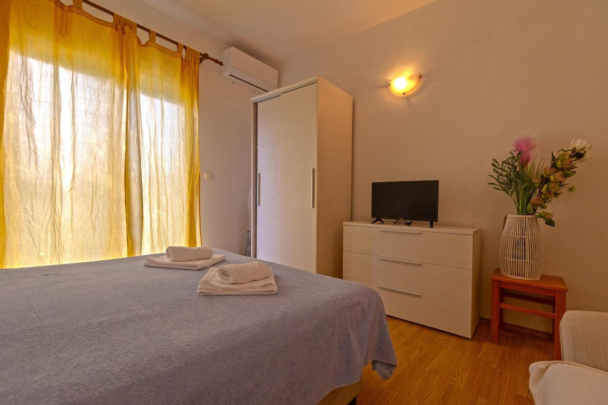 Apartments By The Sea Zuronja, Peljesac - 10137 Brijesta Chambre photo